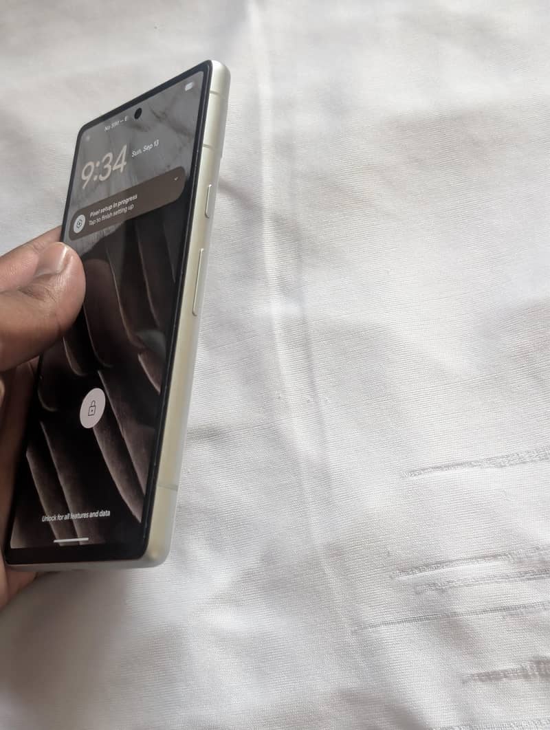 Google pixel 7a mint condition. 2