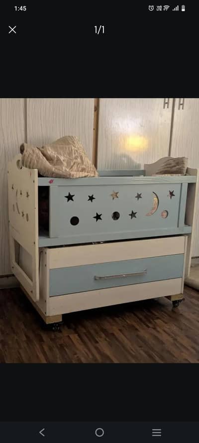 Baby cot/ Baby bed/ Baby swing