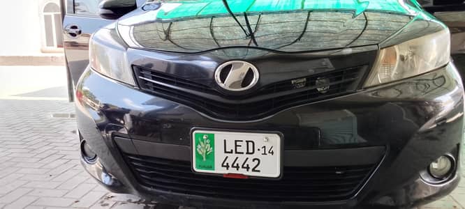 Toyota Vitz 2014