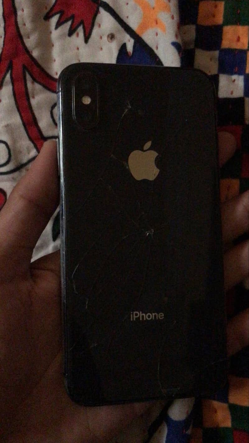 Apple iPhone X 4