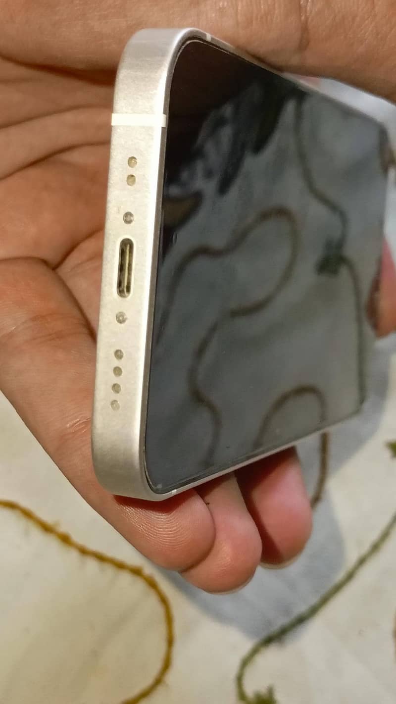 Apple iPhone 13 mini 2