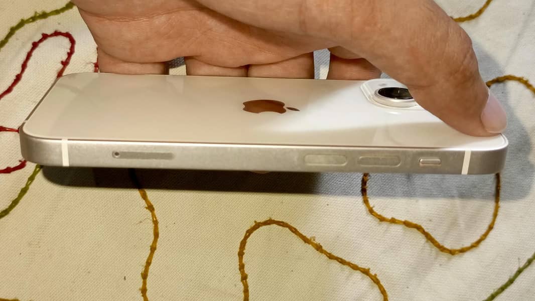 Apple iPhone 13 mini 3