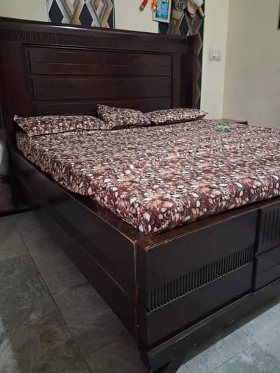 KING SIZE BED SET FOR SALE