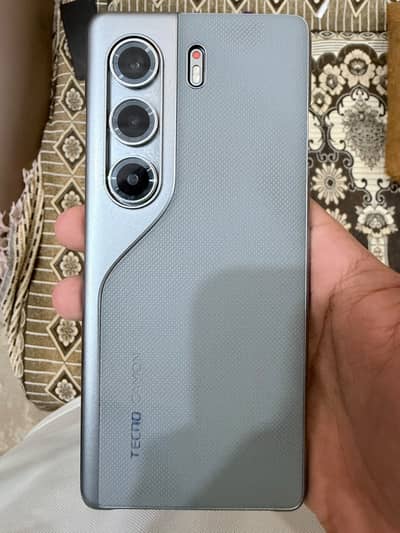 Tecno CAMON 40 Pro 10/10 mobile