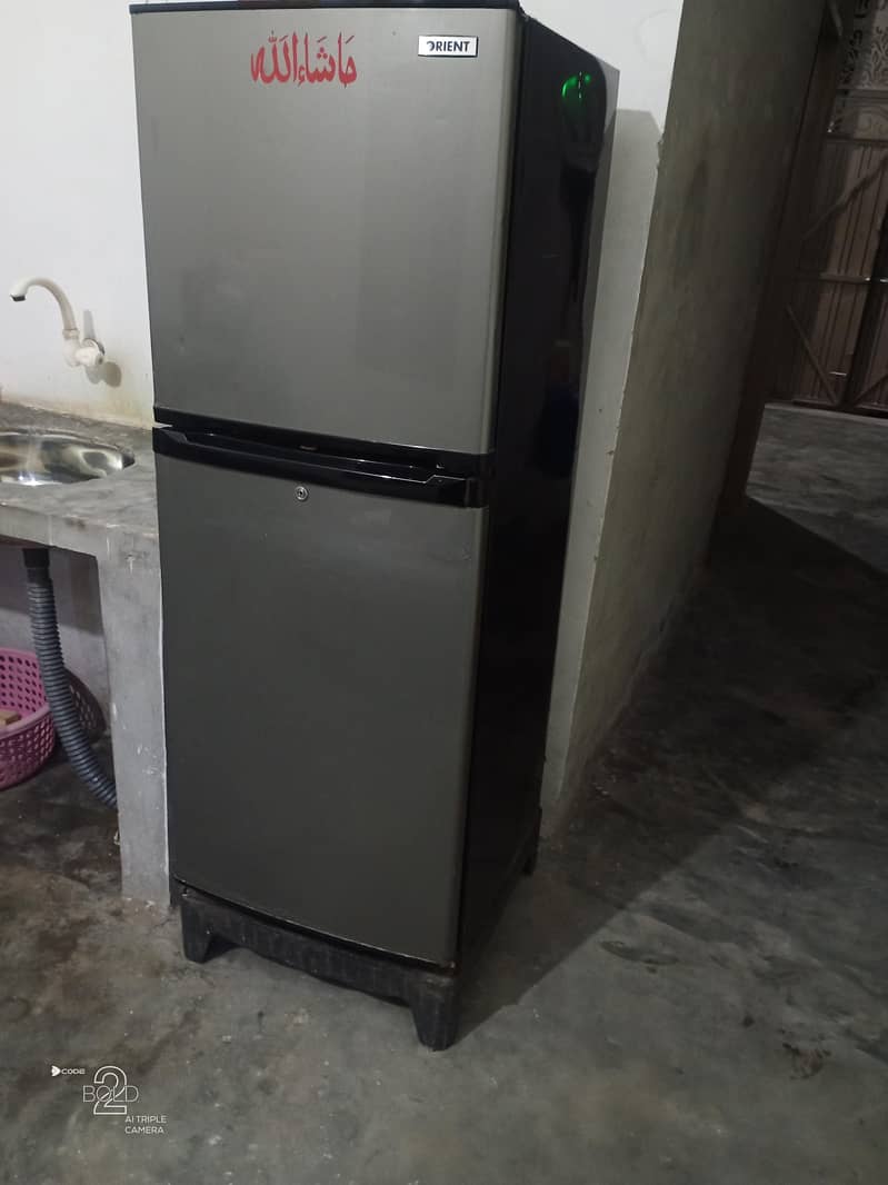 Refrigerator Medium size 0