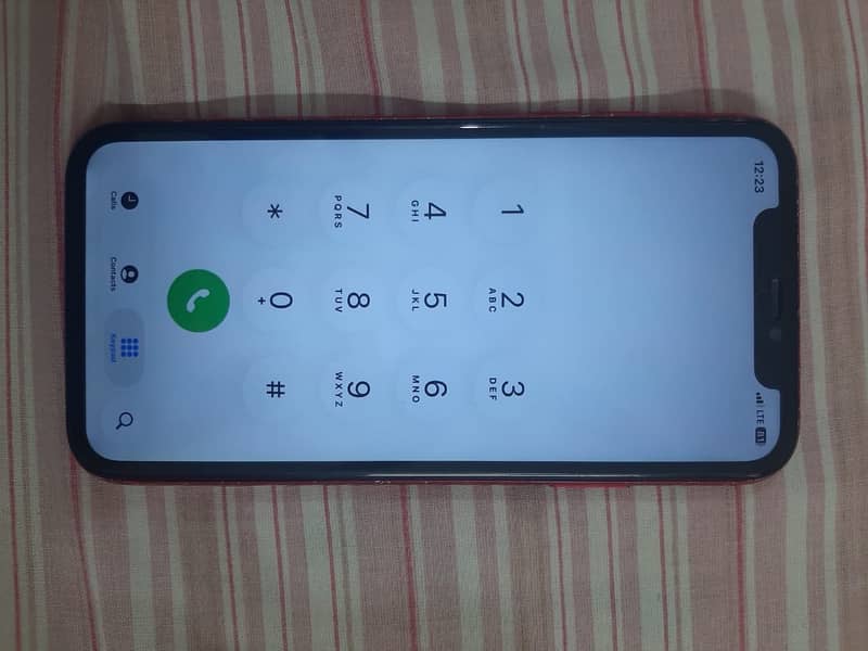 Apple iPhone 11 3
