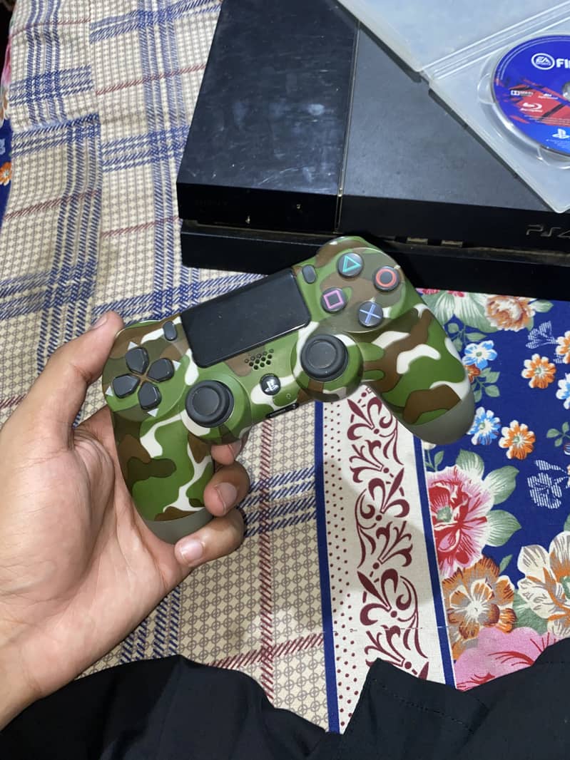 PS4 500Gb 1