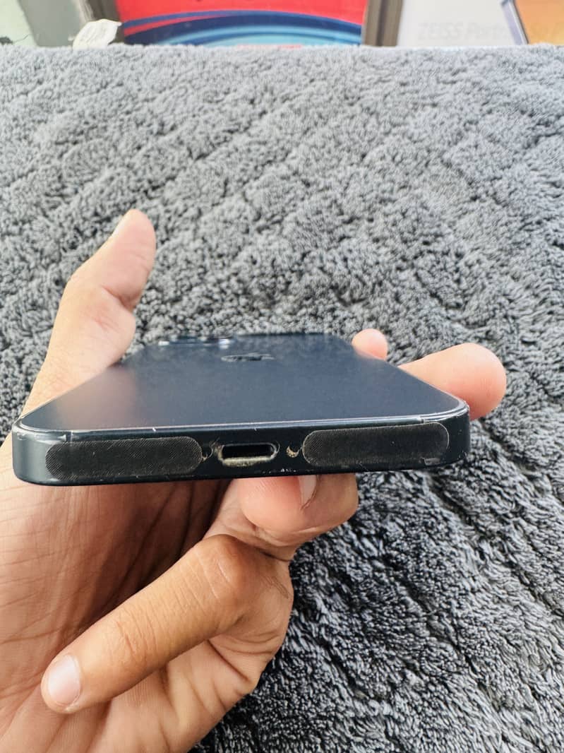Apple iPhone 13 Jv 4