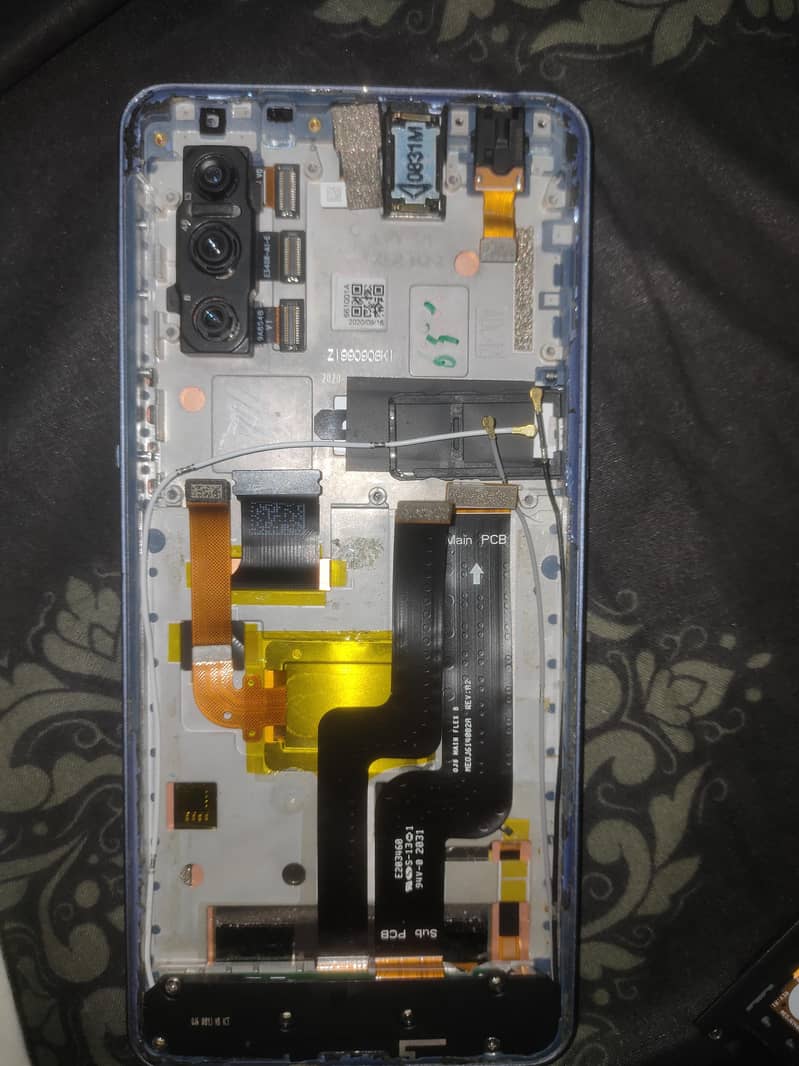 Sharp Aquos Zero 5g Basic 2