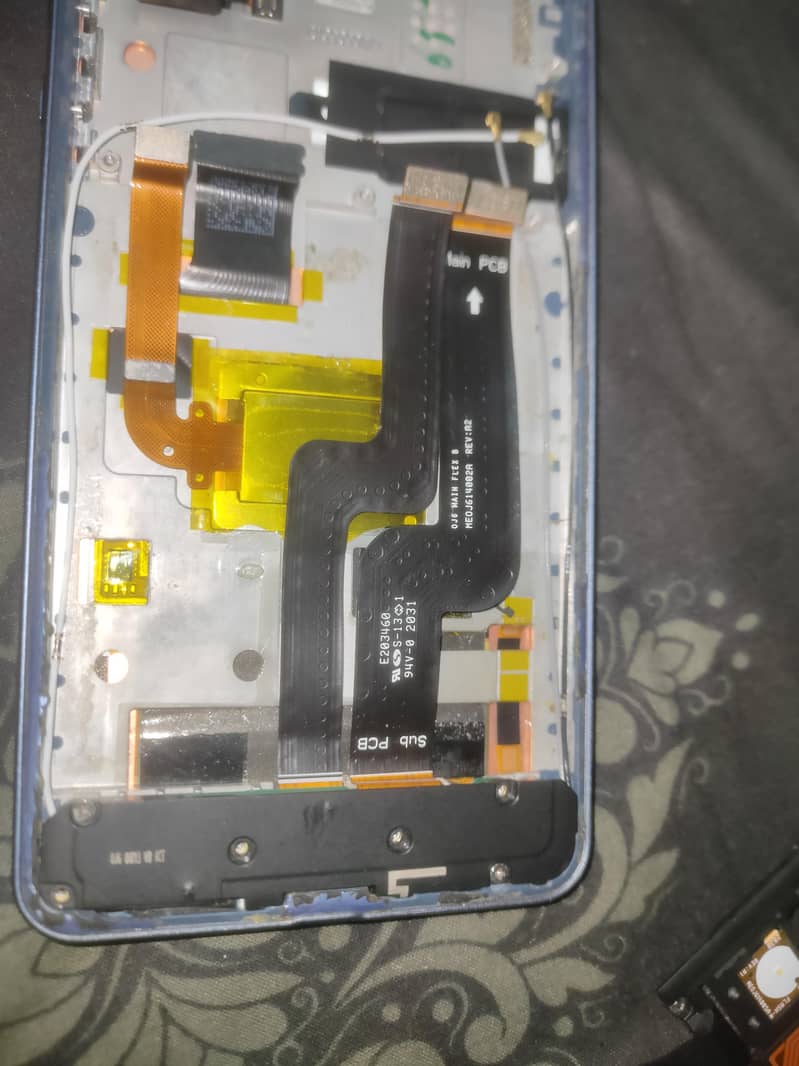 Sharp Aquos Zero 5g Basic 4