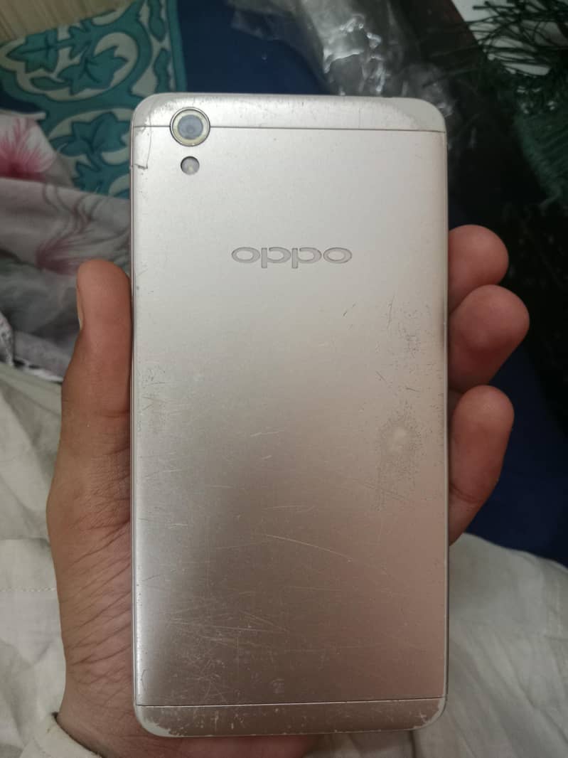 OPPO A37 4