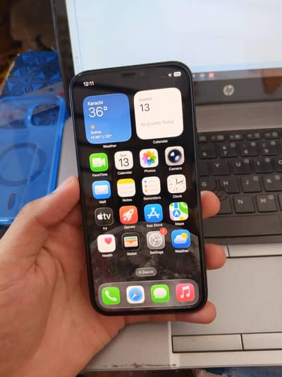 Apple iPhone 12