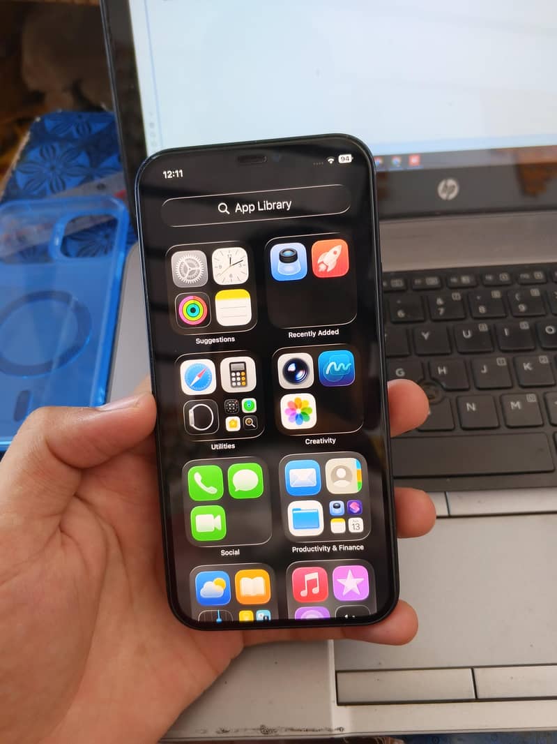 Apple iPhone 12 2