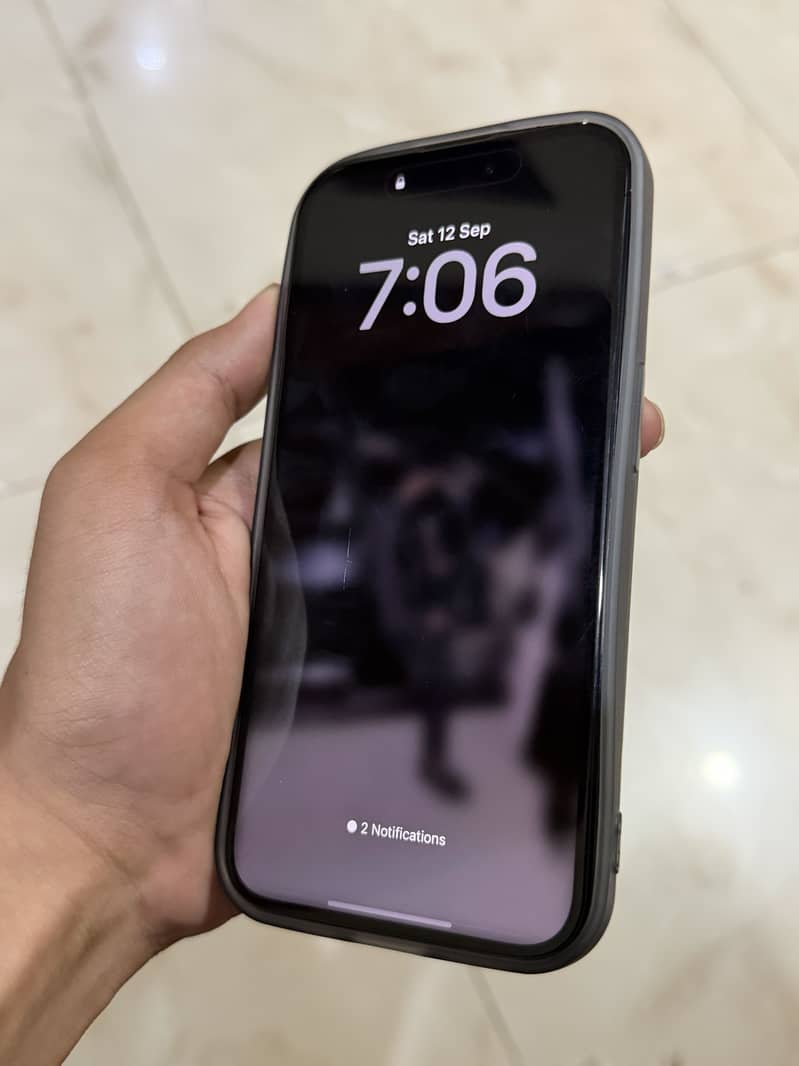 Apple iPhone 15 Pro 8