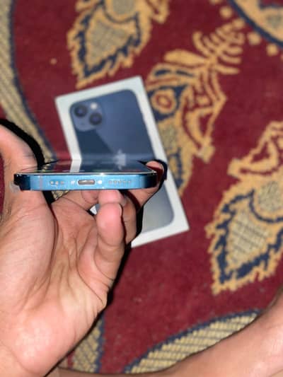 Apple iPhone 13 Factory Unlock