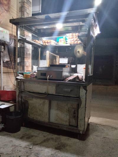 Shwarma burger counter with 2 Frier