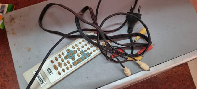 Nobel CD/ DVD player working condition