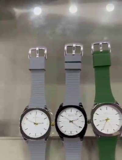 Gucci Mens premium silicone straps watch