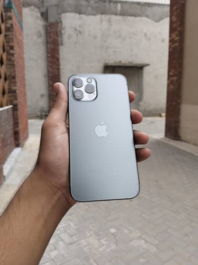Apple iPhone 12 Pro