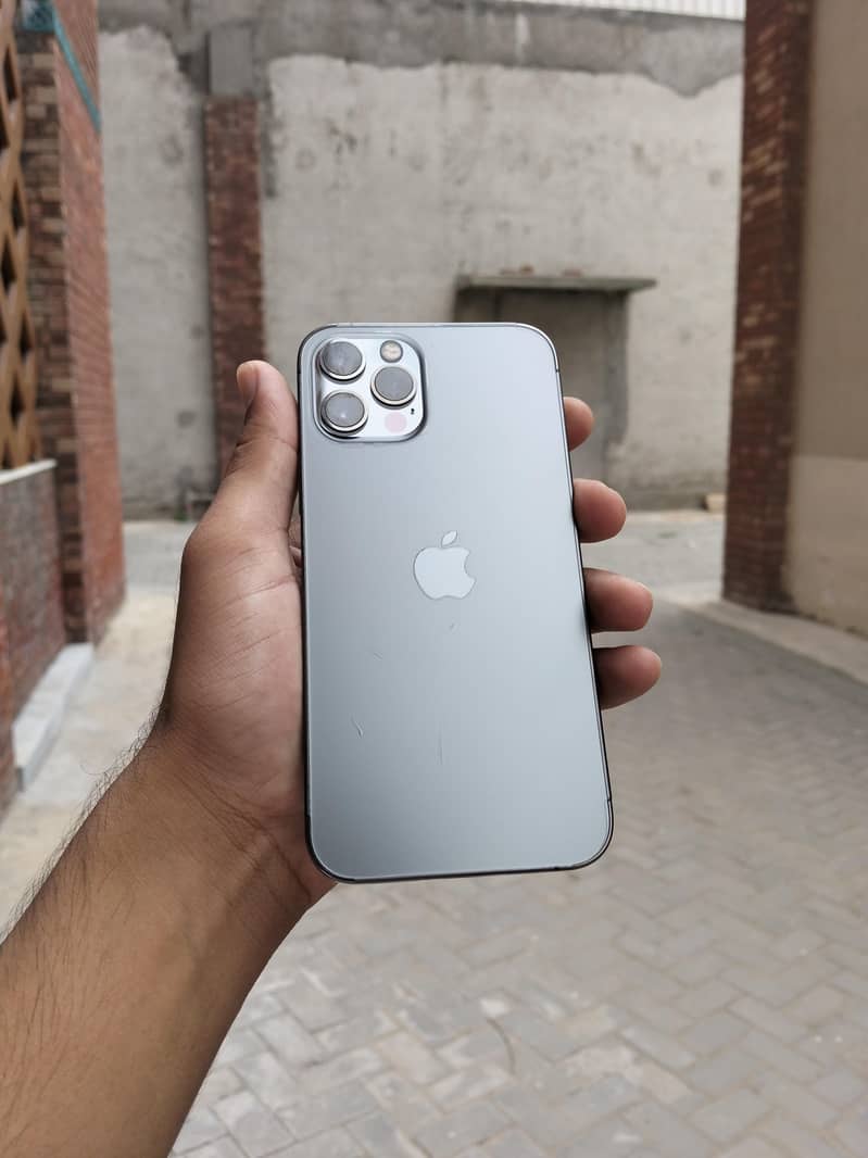 Apple iPhone 12 Pro 0