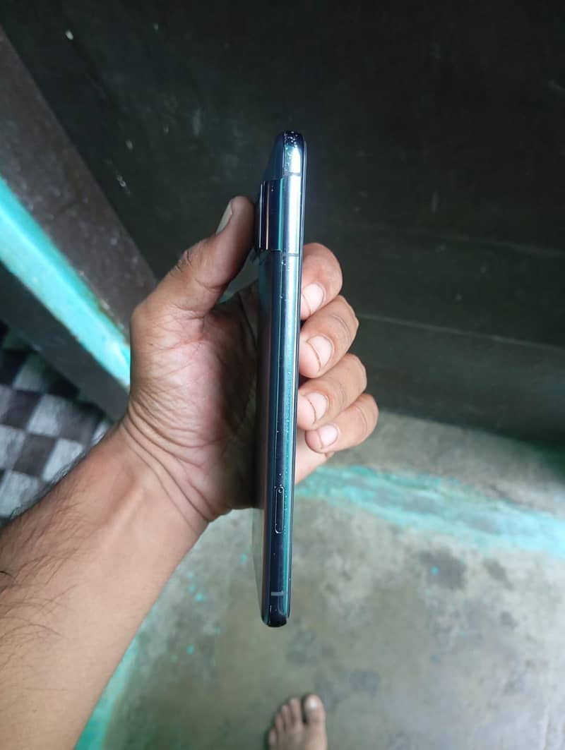 Google Pixel 8 Pro 2