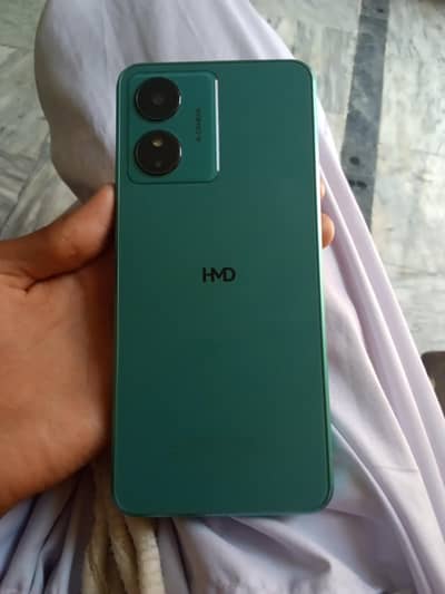 HMD Aura 2