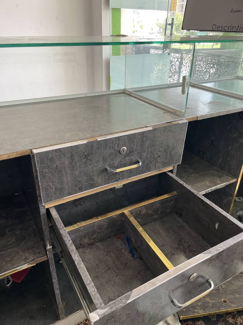 Mobile shop counters 2