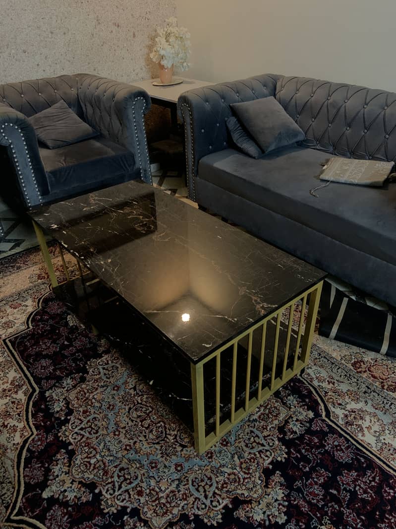 Black 2x4 table 3
