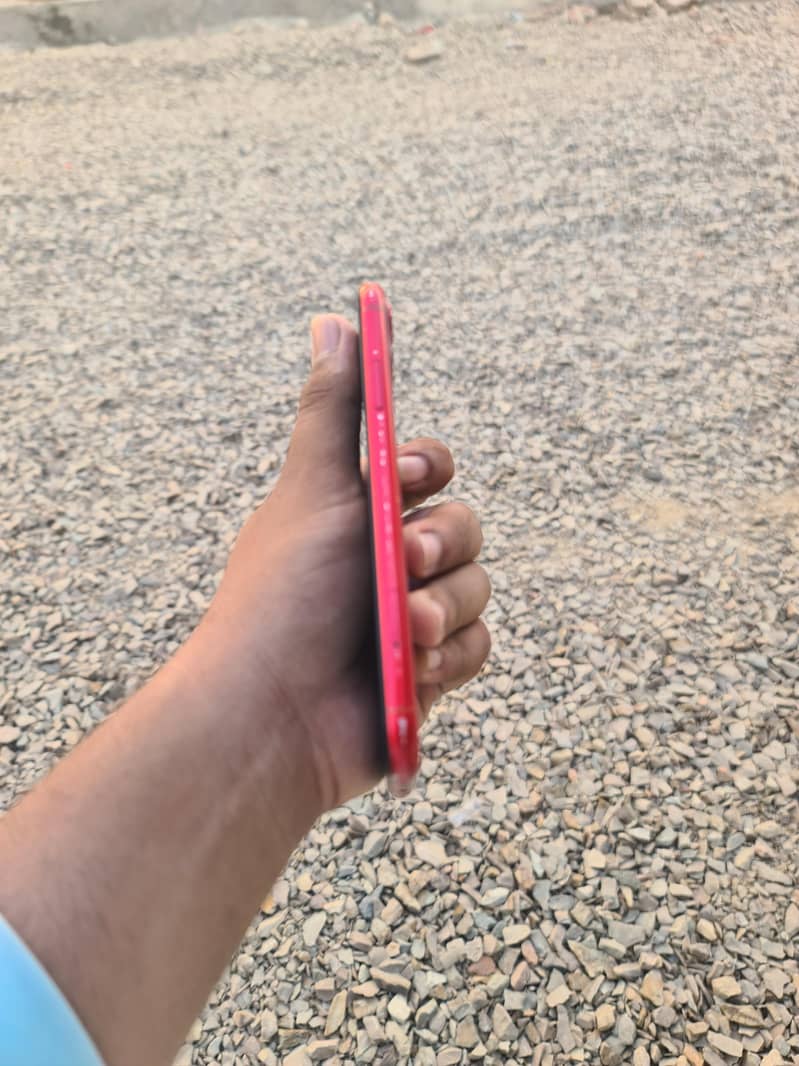 Apple iPhone 11 3