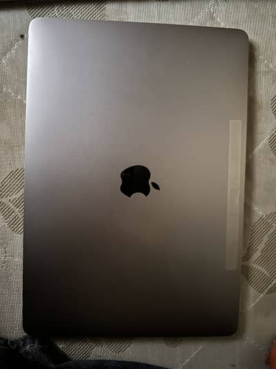 MacBook Pro 2019 13-inch | 16GB RAM | 1TB SSD | Issue