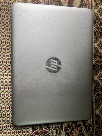 Good looking laptop for sale best for students and online working