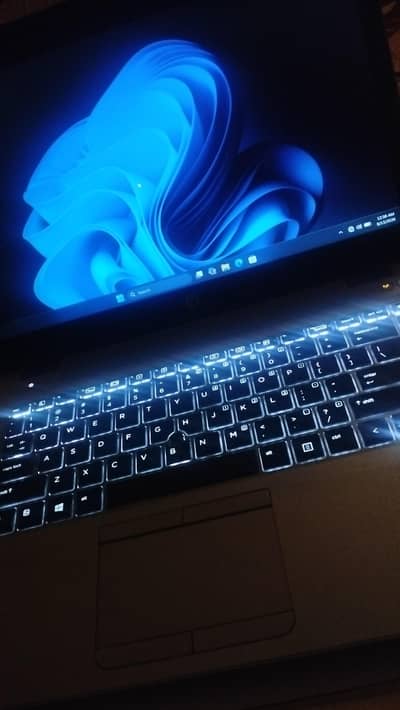 HP Elite book 84D G3, core i5 6th generation, [8/256]SSD