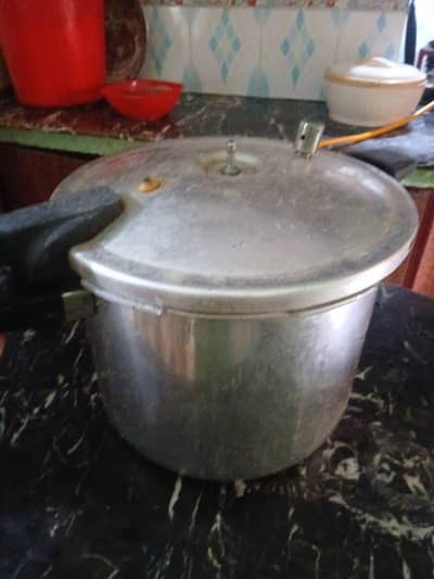 urgent sale he