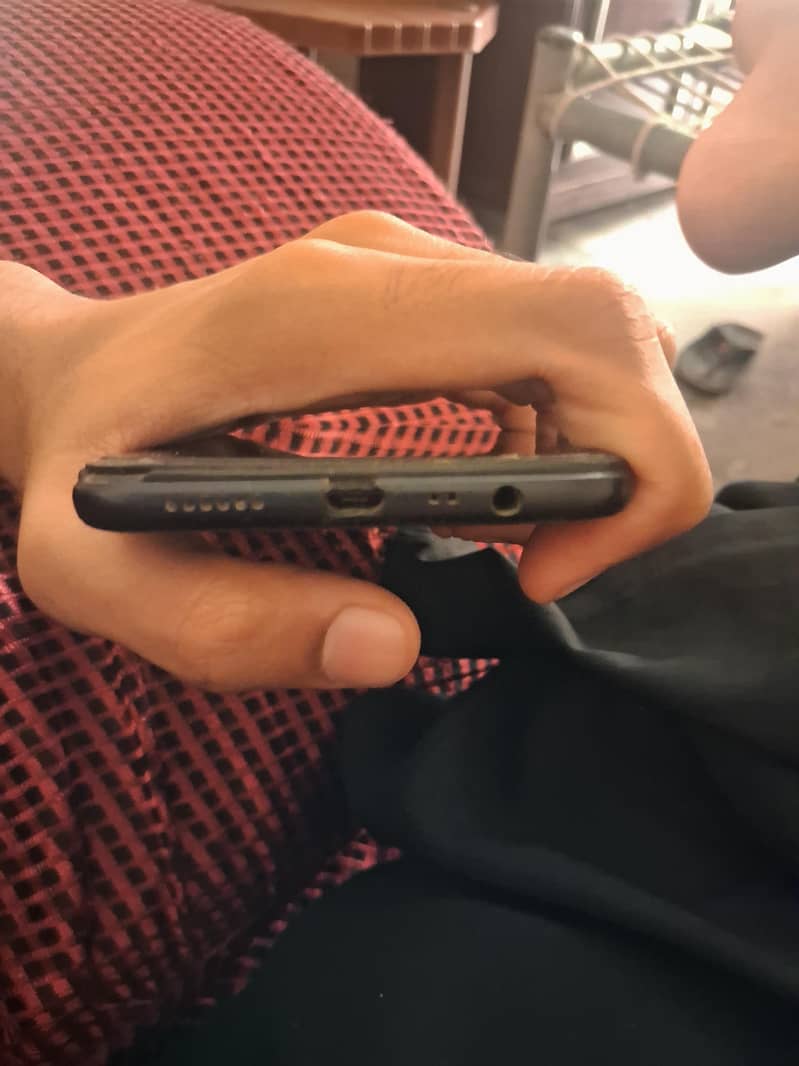 OPPO A5s 1