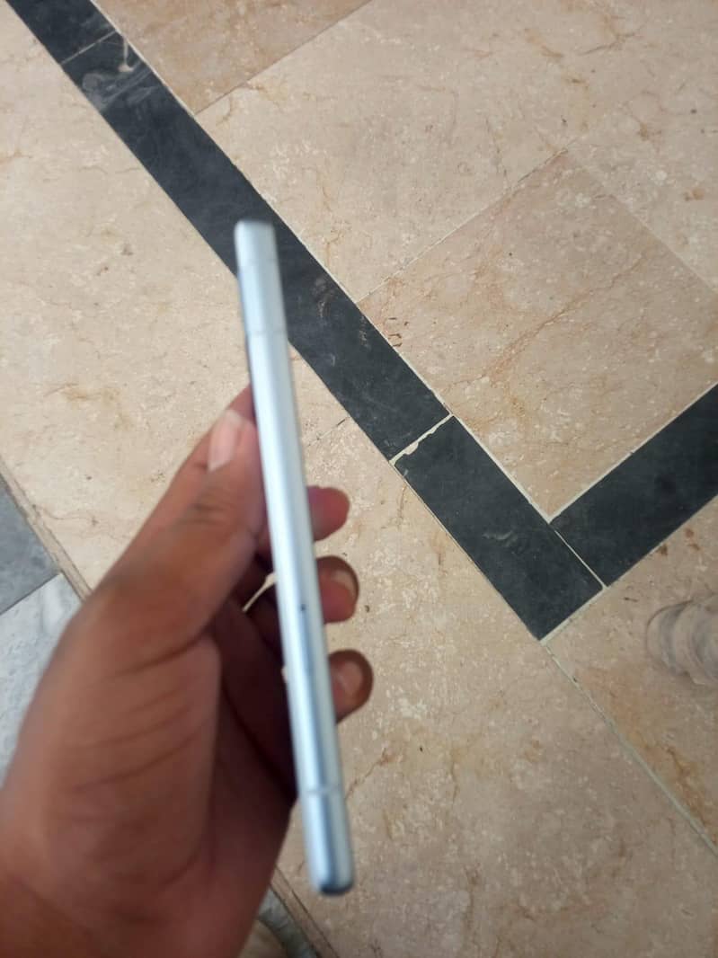 Google Pixel 7a 4