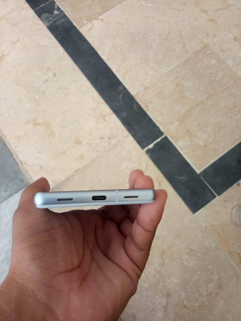 Google Pixel 7a 6