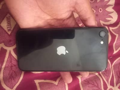 Apple iPhone SE
