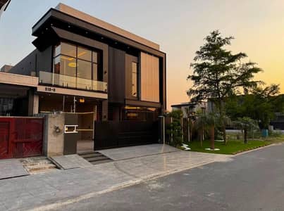 1 kanal brand new luxury available for rent in DHA phase 7