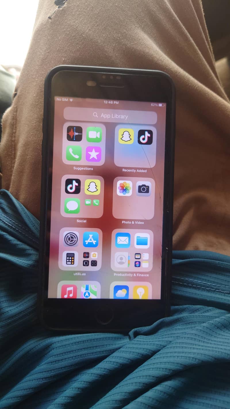 Apple iPhone 7 Plus 1
