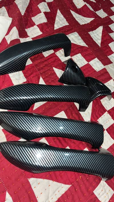 Toyota Altis’ Gli carbon fiber door handle cover