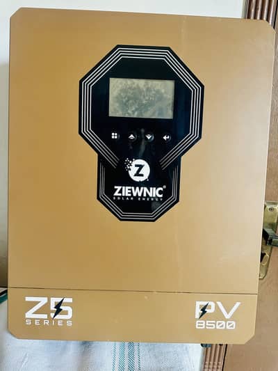 Ziewnic Z5 PV8500 Hybrid Inverter with dual MPPT
