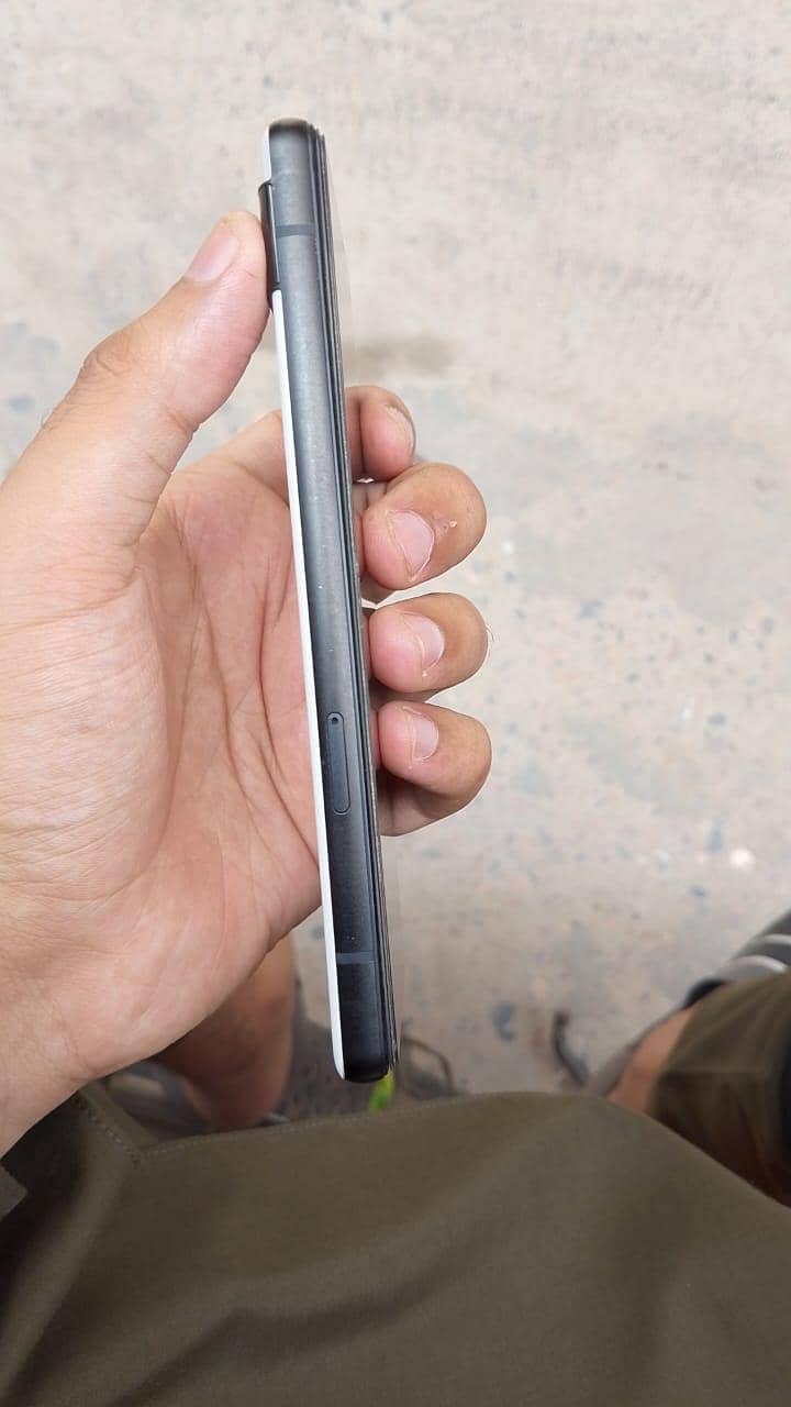 Google Pixel 6a 3