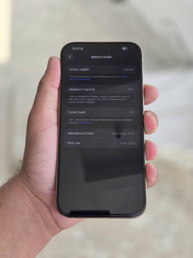 Apple iPhone 16 Pro Max 3