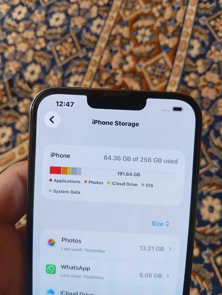Apple iPhone 13 Pro Max 4