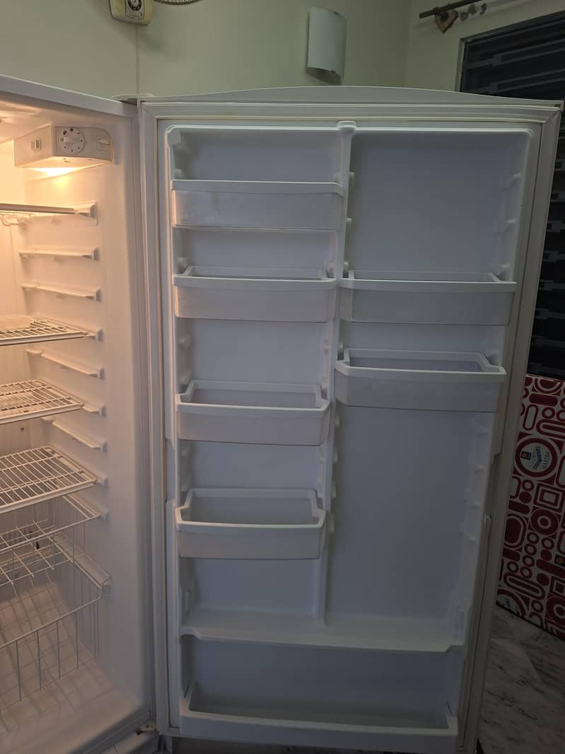 Whirpool Vertical Freezer 3