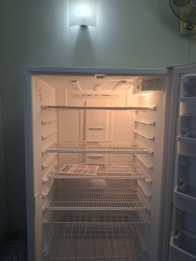 Whirpool Vertical Freezer 4