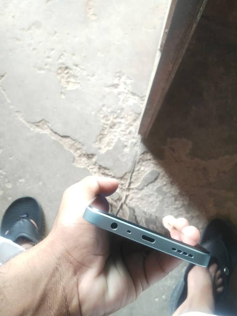 Realme C33 1