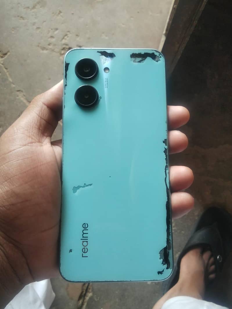 Realme C33 3