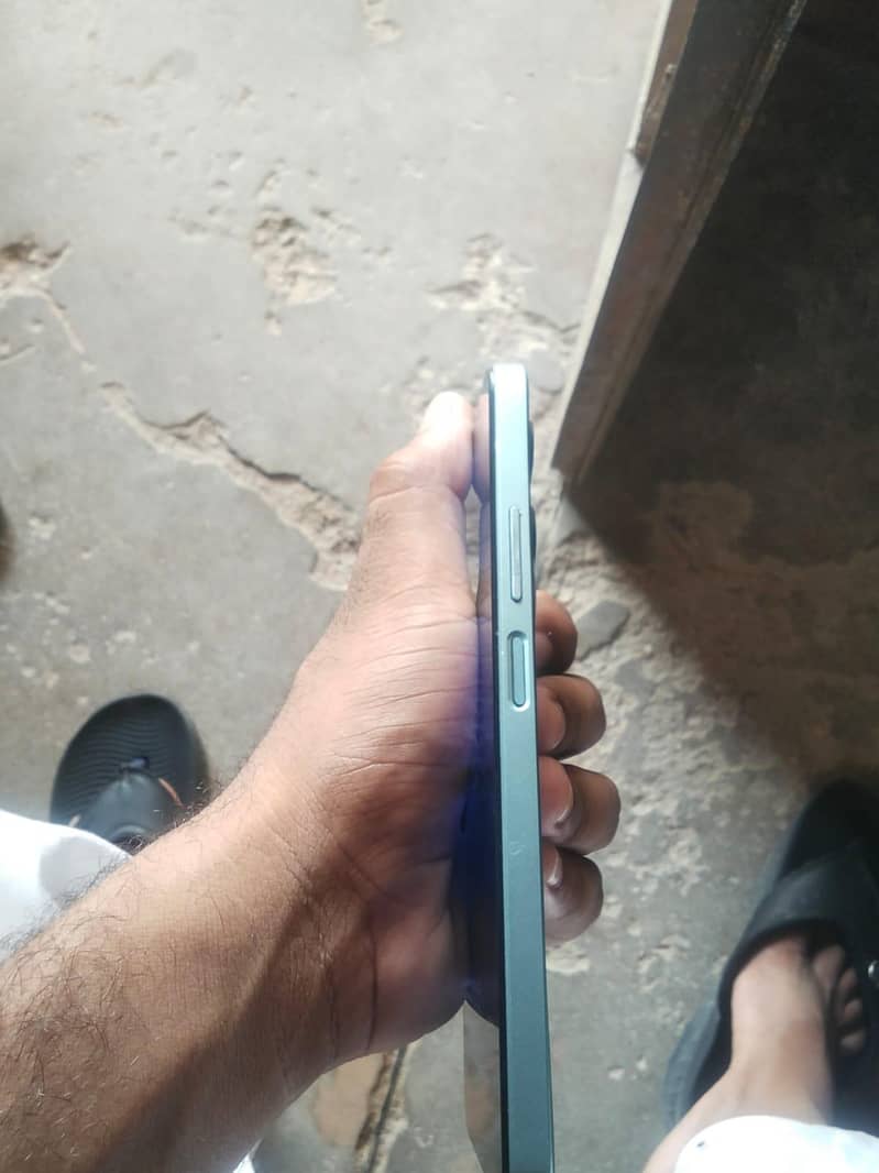 Realme C33 5
