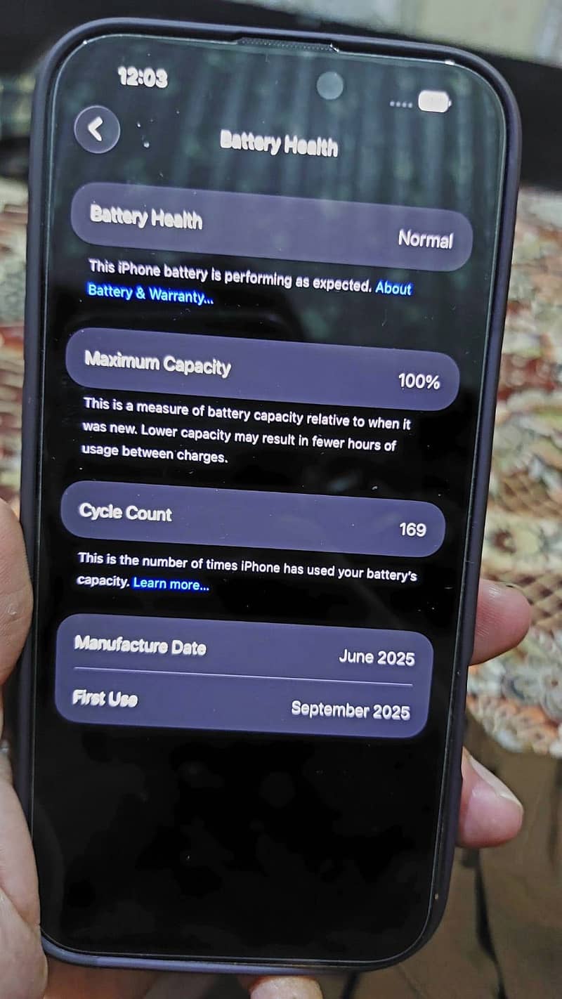 Apple iPhone 16 Pro Max 3